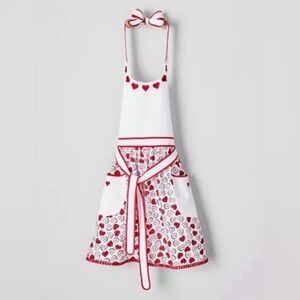 Sur La Table TWO Heart Aprons, NWT